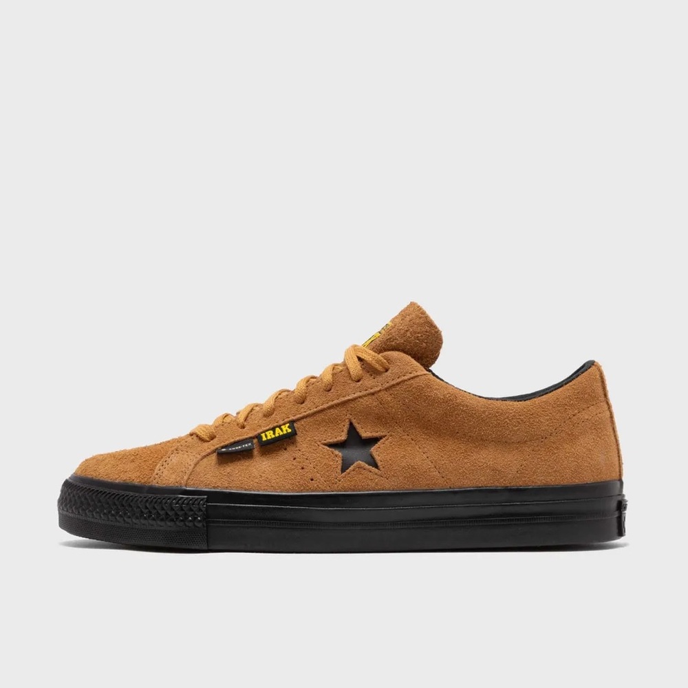 Converse skate shoe